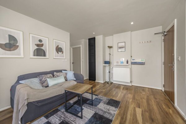 Evan House, Canning Town, E16