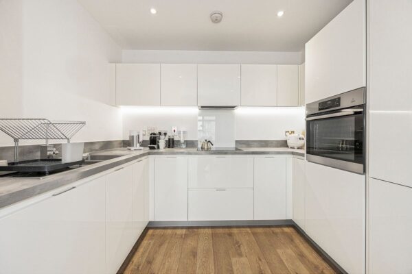 Lamington Heights, Poplar, E14