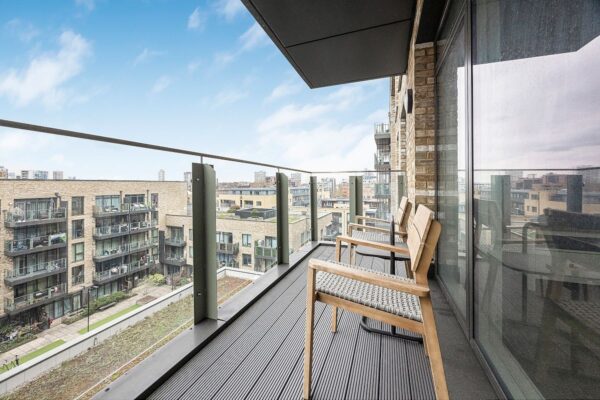 Lamington Heights, Poplar, E14