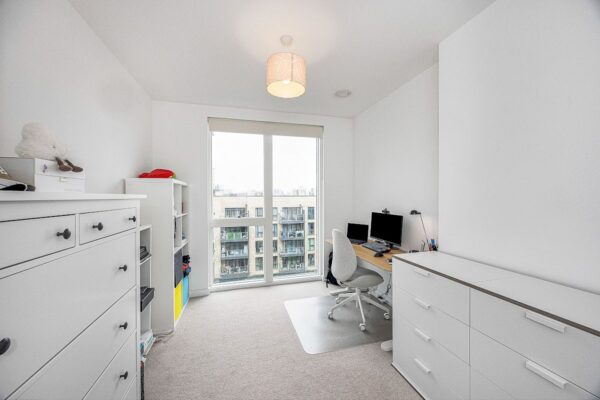 Lamington Heights, Poplar, E14