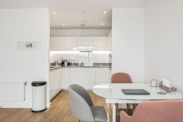 Lamington Heights, Poplar, E14