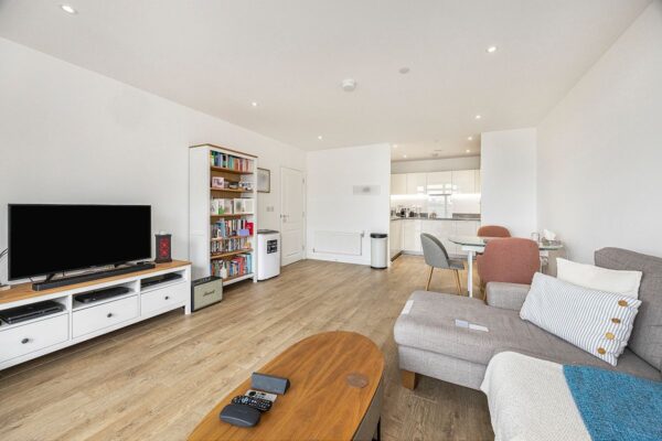 Lamington Heights, Poplar, E14