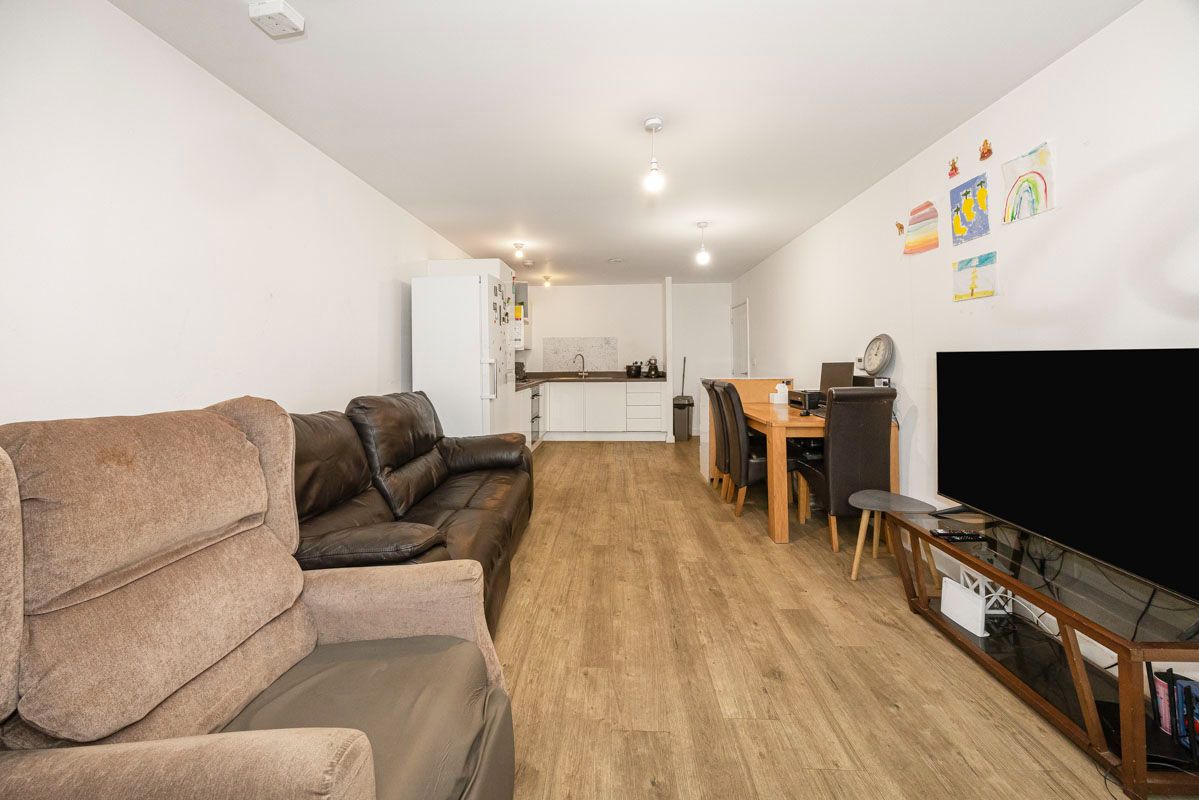 Echo House, Hainault, IG6