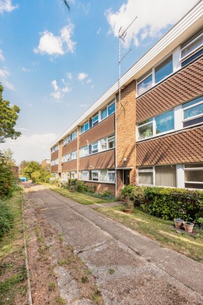 Barton Meadows, Ilford