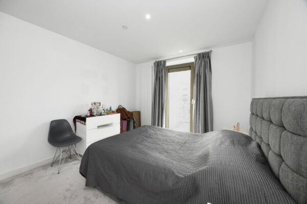 Laker House, Royal Wharf, E16