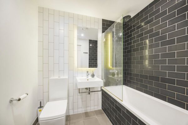 Laker House, Royal Wharf, E16