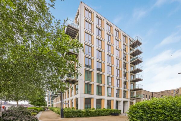 Laker House, Royal Wharf, E16