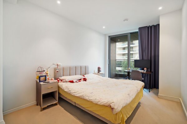 10 Park Drive, Canary Wharf, E14