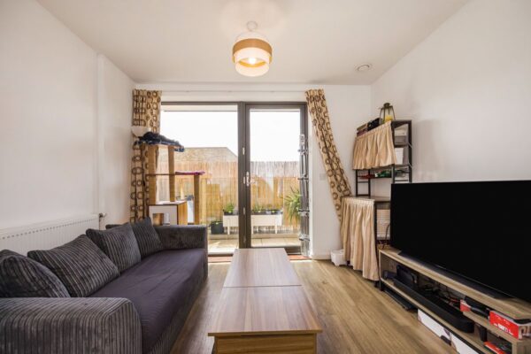Pioneer Court, Canning Town, E16
