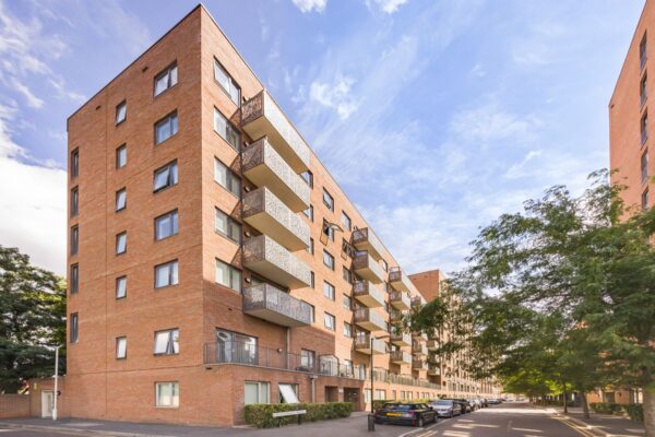 Pioneer Court, Canning Town, E16
