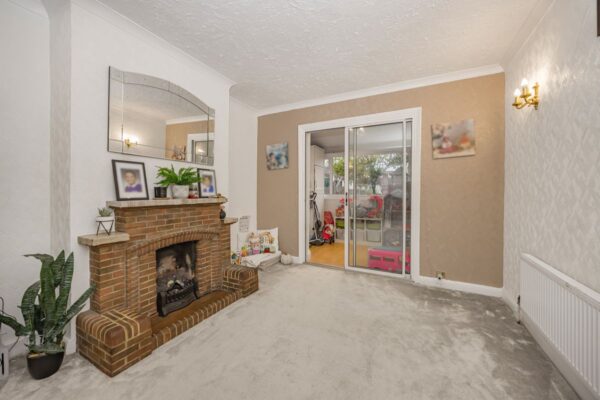 Kirkland Avenue, Clayhall, IG5