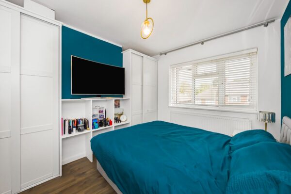 Prestwood Drive, Romford RM5