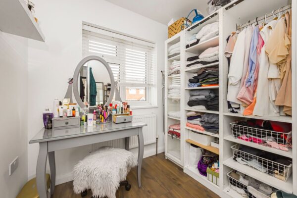 Prestwood Drive, Romford RM5